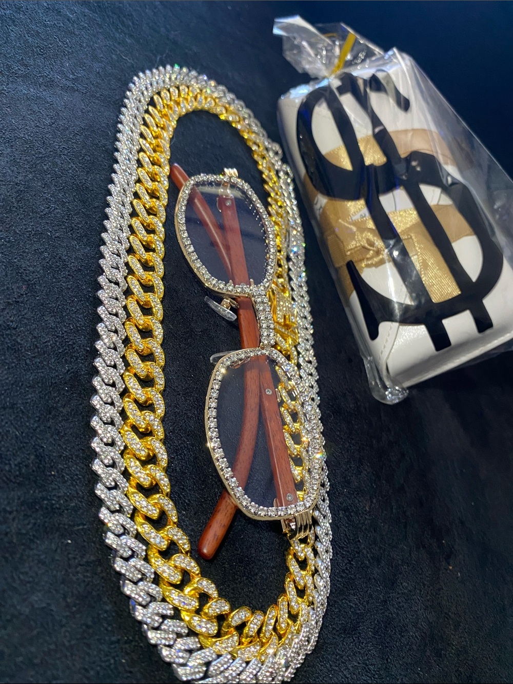 Glasses 20 inch and 24 inch chain set three piece pieces